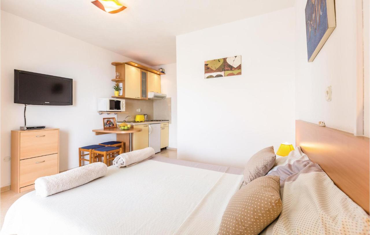 Lovely Apartment In Brela With House Sea View エクステリア 写真