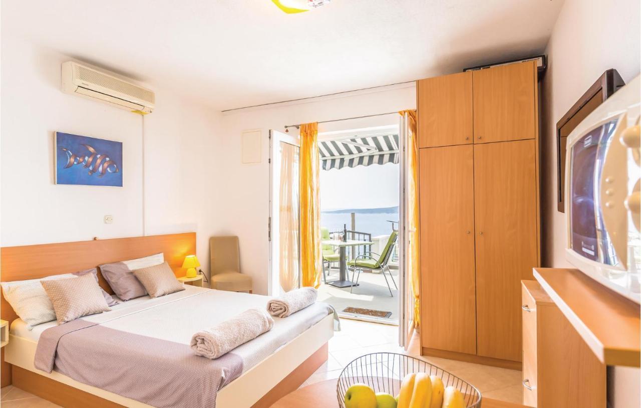 Lovely Apartment In Brela With House Sea View エクステリア 写真