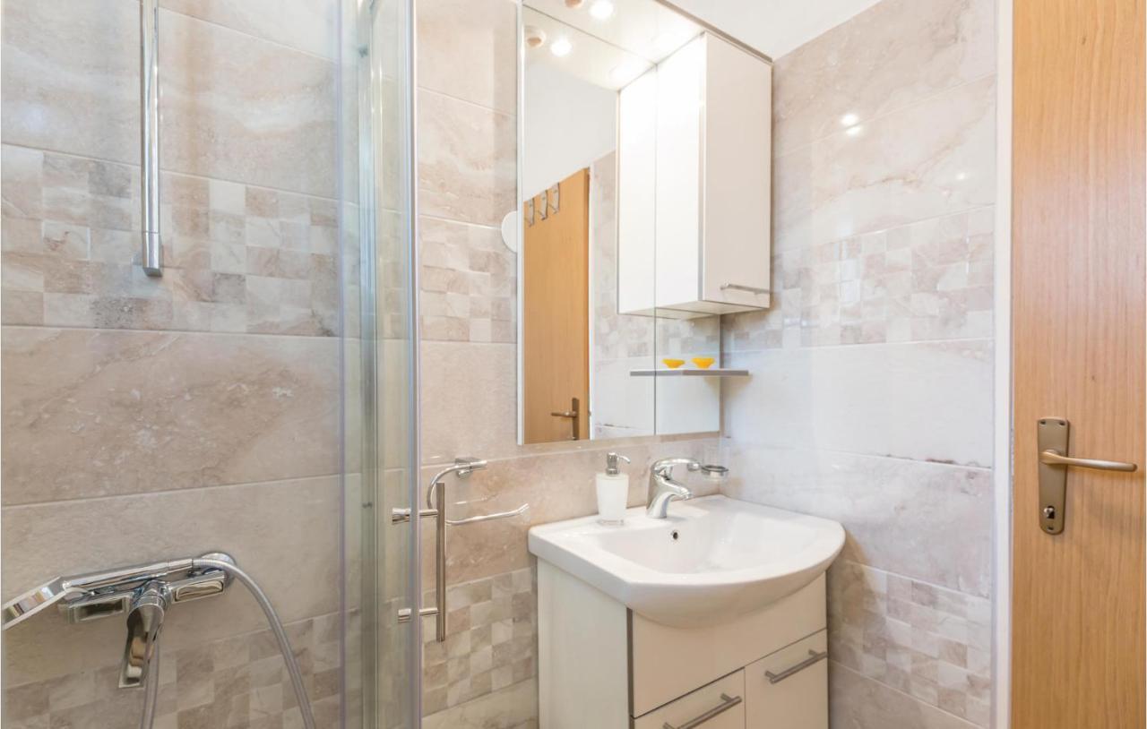 Lovely Apartment In Brela With House Sea View エクステリア 写真